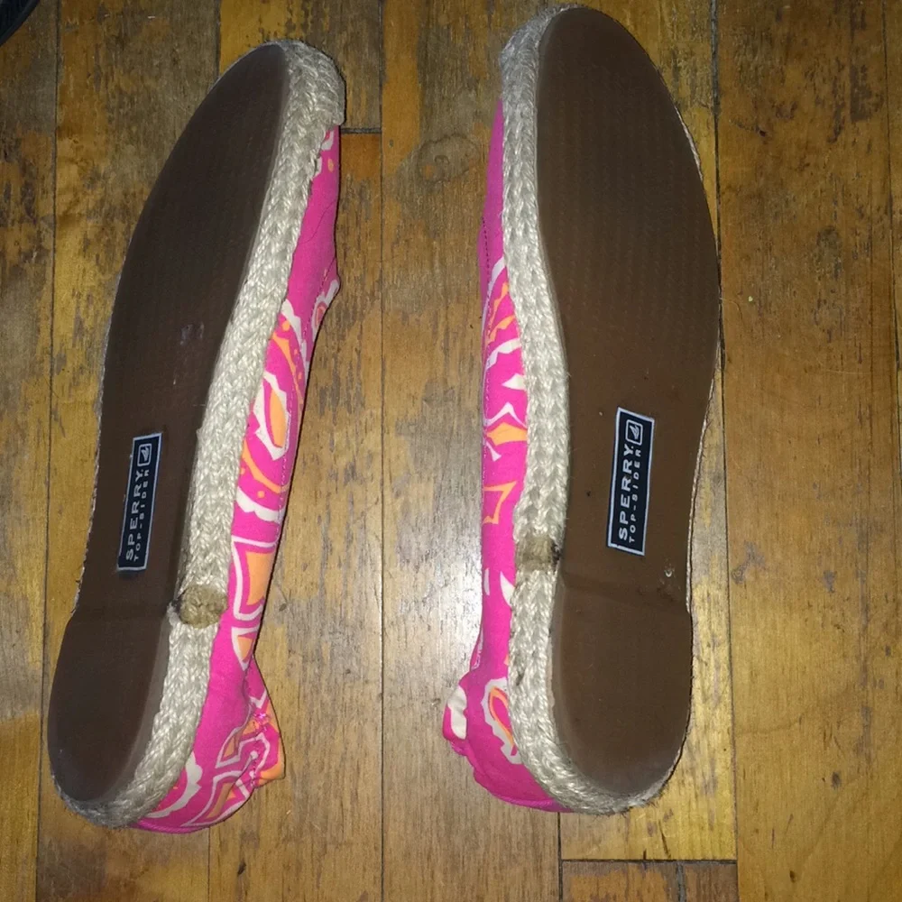 Sperry size 6.5 pink orange and beige espadrilles